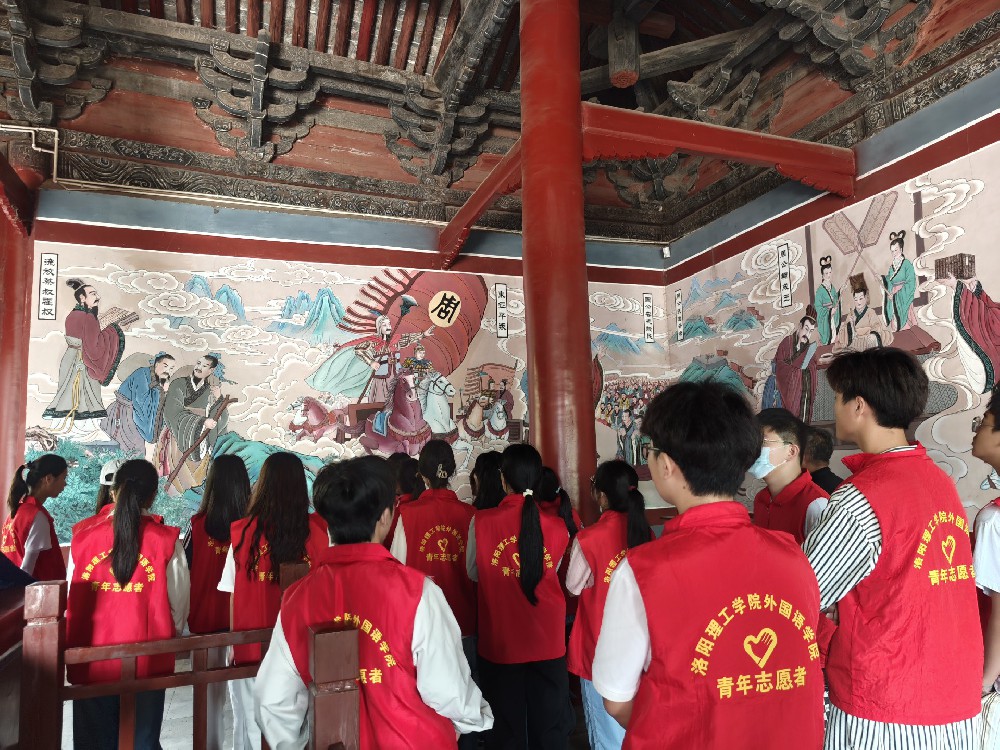 洛阳理工学院外国语与国际传播学院 志愿者赴洛阳周公庙博物馆开展志愿服务活动